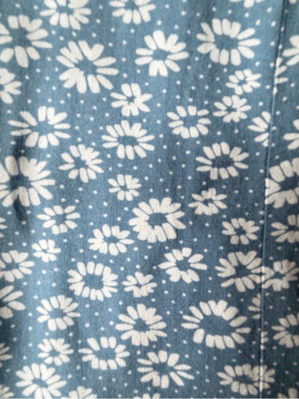 wild fable Blue and White Floral Top with Label - Picture 7 of 7